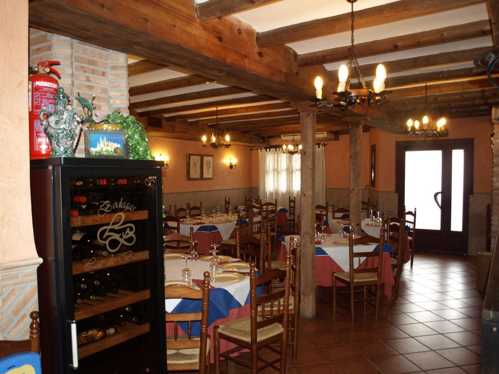 La Despensa Del Valle Restábal Buitenkant foto