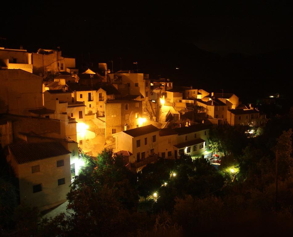 La Despensa Del Valle Restábal Buitenkant foto
