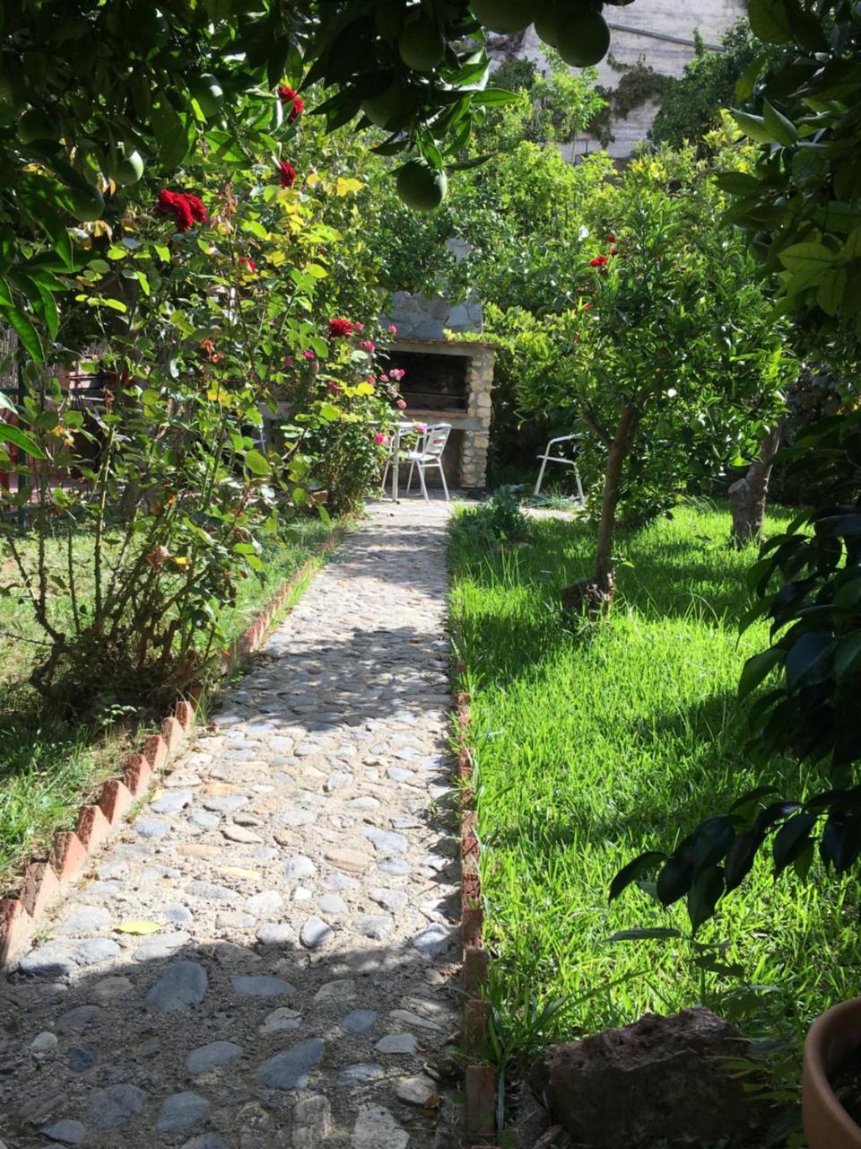 La Despensa Del Valle Restábal Buitenkant foto